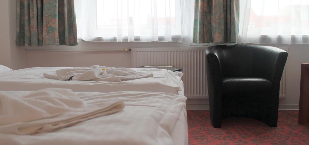 Kaiser Hotel 3*