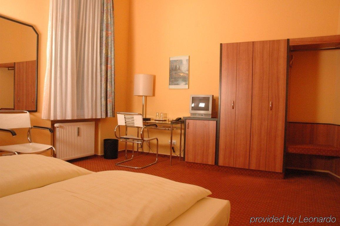 Rewari Hotel