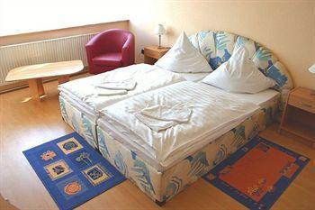 Guest house City Sanader 2*