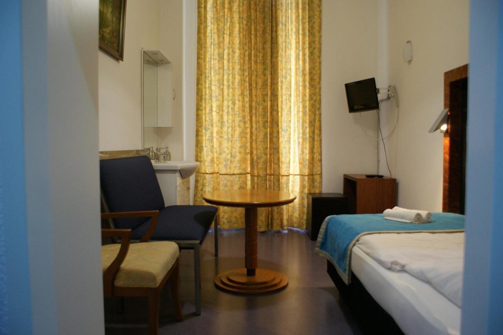 Garni Aaberna Berlin