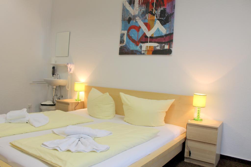 Hostel Pension Central Hostel Berlin *