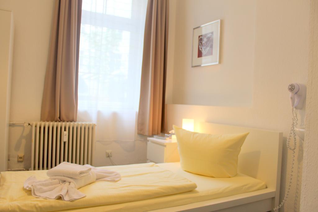 Hostel Pension Central Hostel Berlin *