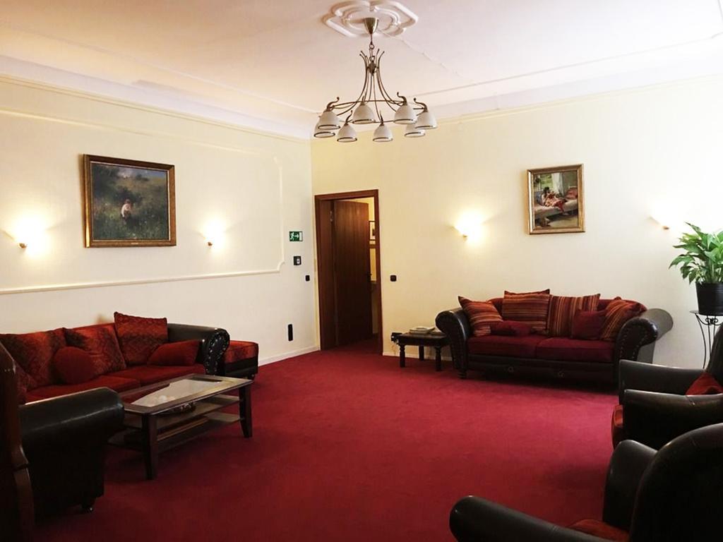 Hotel Kurfuerst Am Kurfuerstendamm Berlin