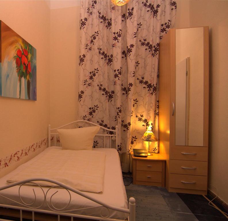 Guest house Hotel-pension Ariane Am Kurfurstendamm Berlin