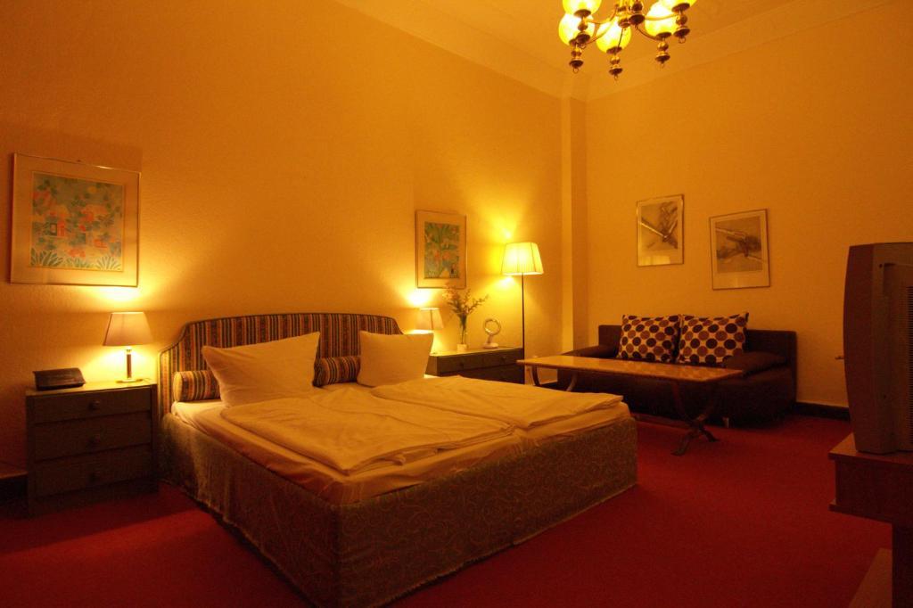 Guest house Hotel-pension Ariane Am Kurfurstendamm 3*