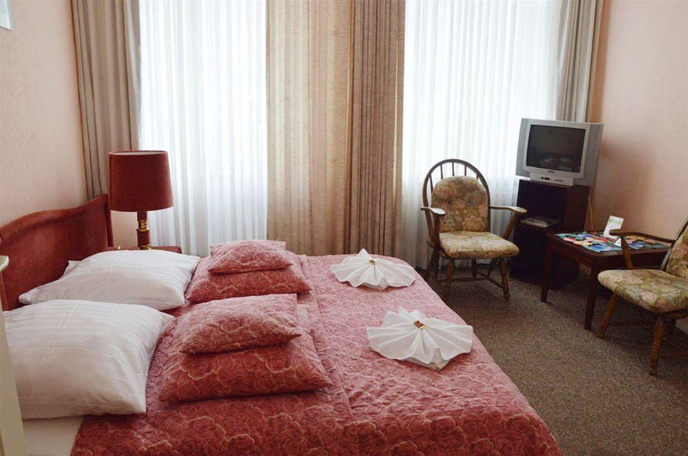 Guest house Ingeborg 2*