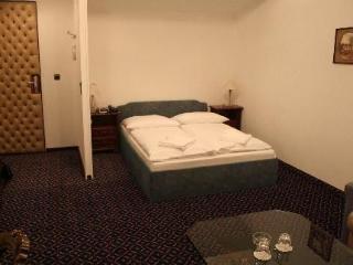 Am Kurfuerstendamm Hotel