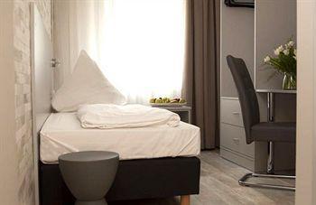 Kiez Hotel 3*