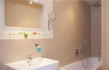 Kiez Hotel 3*