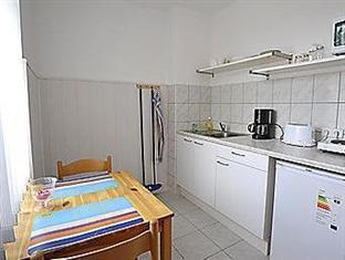Kolo 77 Hotel *