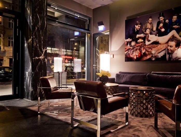 Mani 3* Berlin