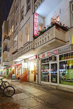 Hotel-pension Am Savignyplatz Gasthof Berlin