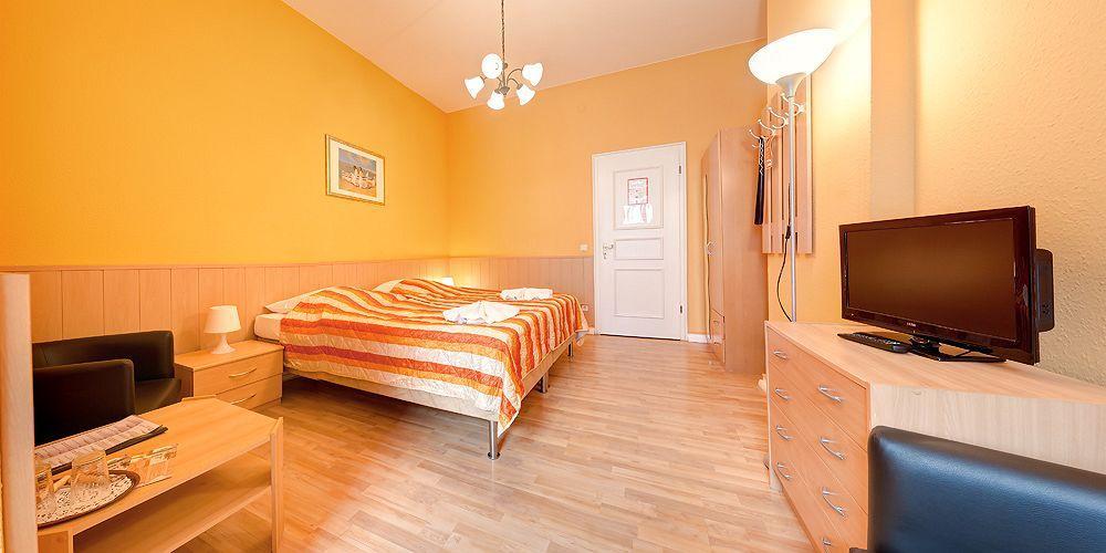 Hotel-pension Am Savignyplatz Gasthof Berlin