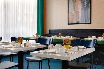 Alt Tempelhof Hotel 3*