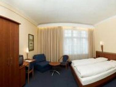 Kurfuerst Am Kurfuerstendamm Hotel 3*