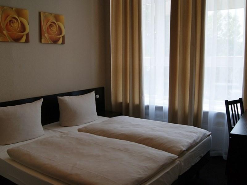 Hotel Saks 2*