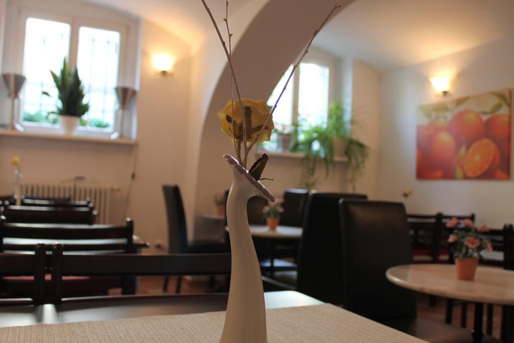 Hotel Amelie 3*