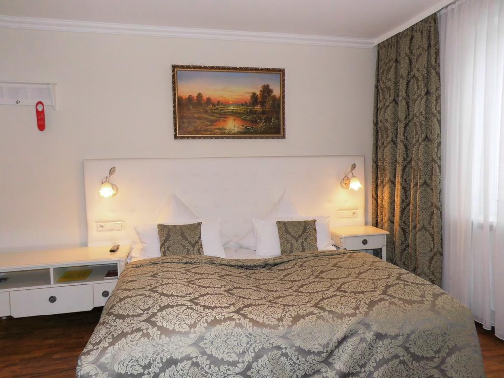 Lejlighedshotel Guzulka & Restaurant Berlin