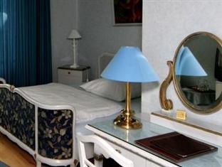 Askanischer Hof Hotel 3*