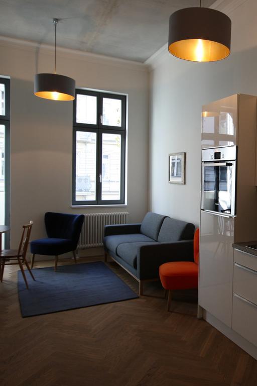 Base - Kreuzberg *