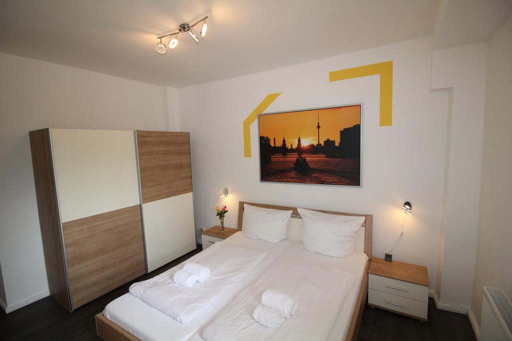 Rose & Sonnenblume Apartment Berlin