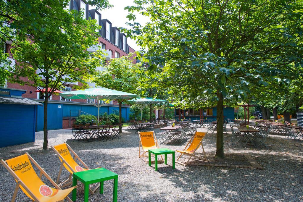 Living Weissensee Aparthotel 4*