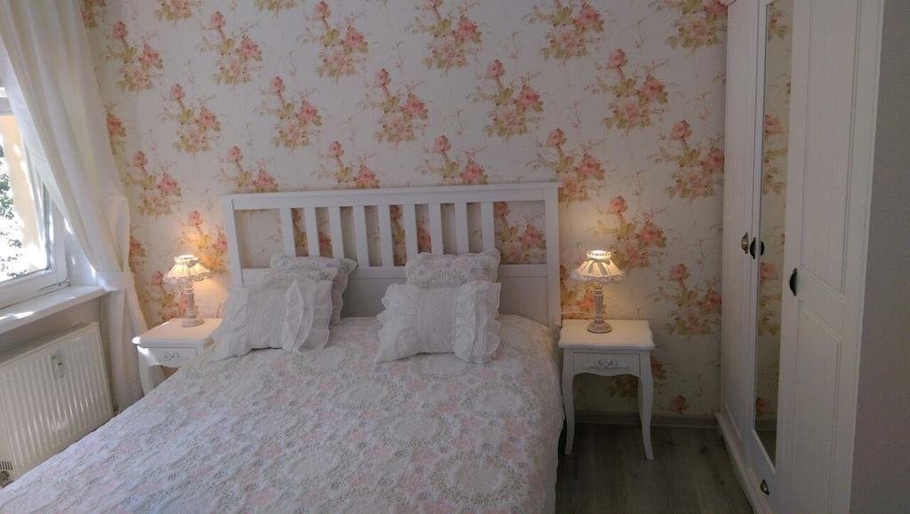 Apartment Romantic Style