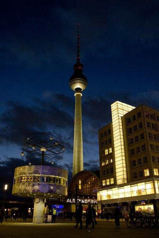 Hotel Und 3*