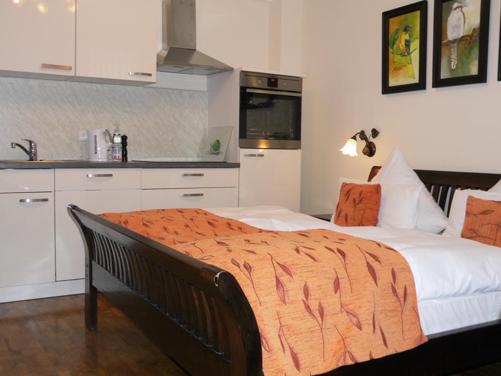 Lejlighedshotel Guzulka & Restaurant Berlin