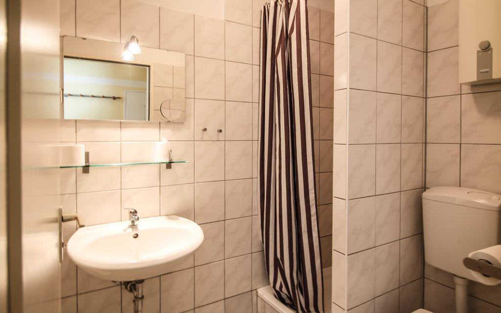 Kolo 77 Hotel *