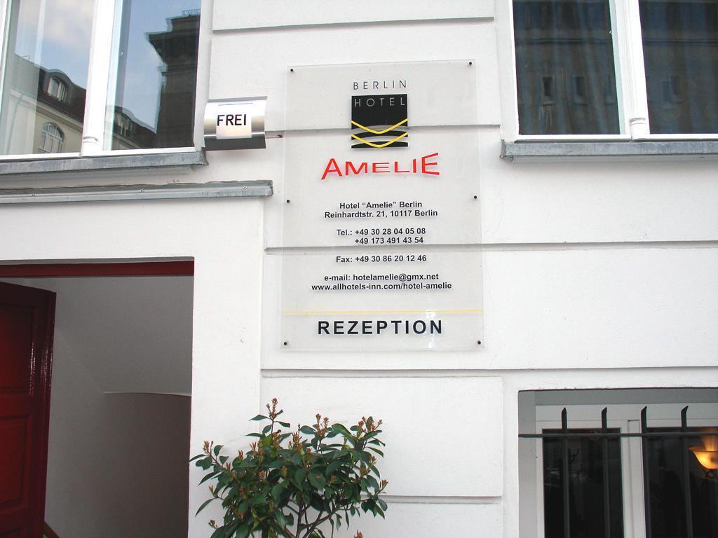 Amelie Hotel 3*
