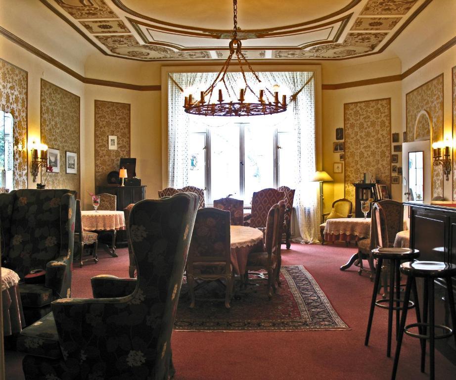 Hotel Askanischer Hof 3*