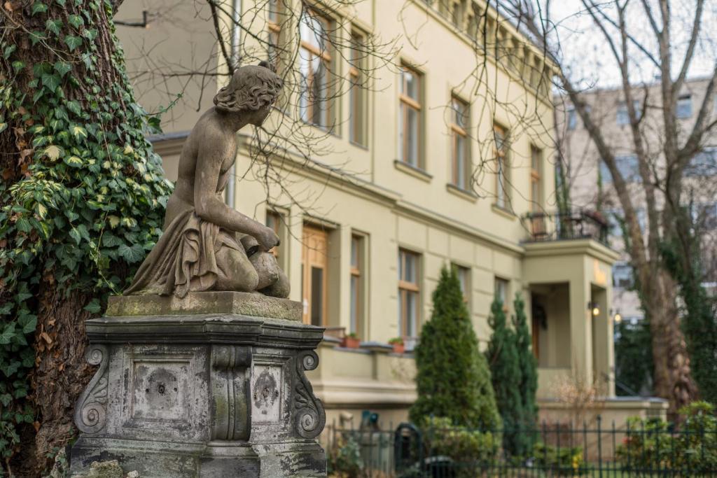 Hotel Residenz Begaswinkel 4*