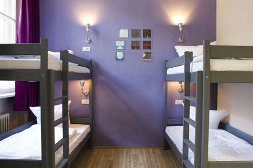 Hotel Und 3*