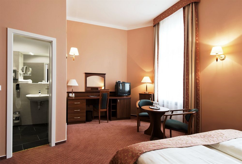 Hotel Rewari