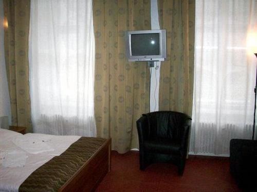 Amelie Hotel 3*