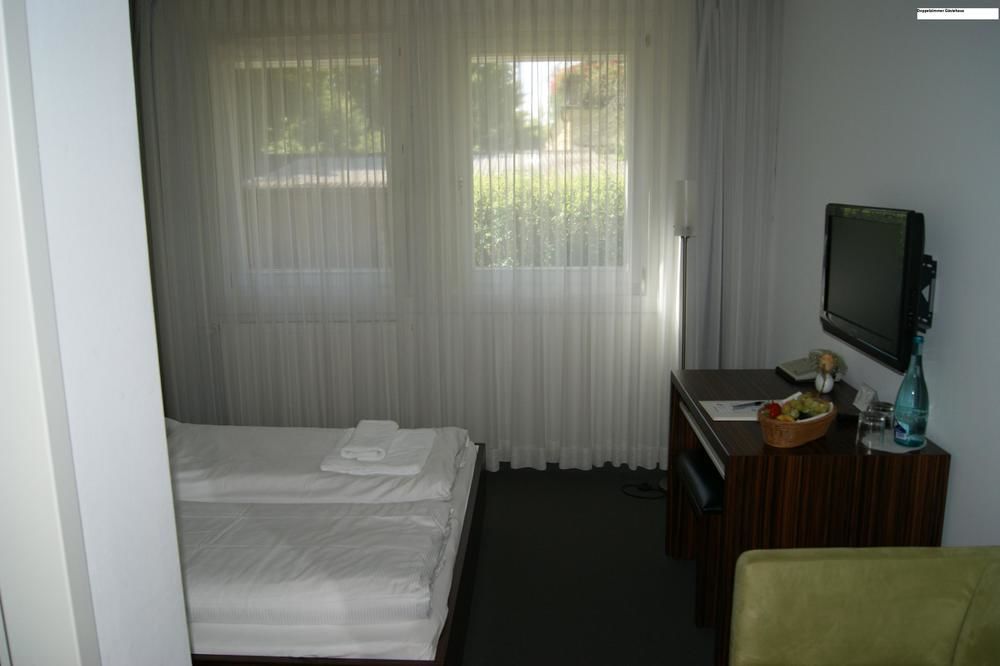 Schmoeckwitz Hotel 3*