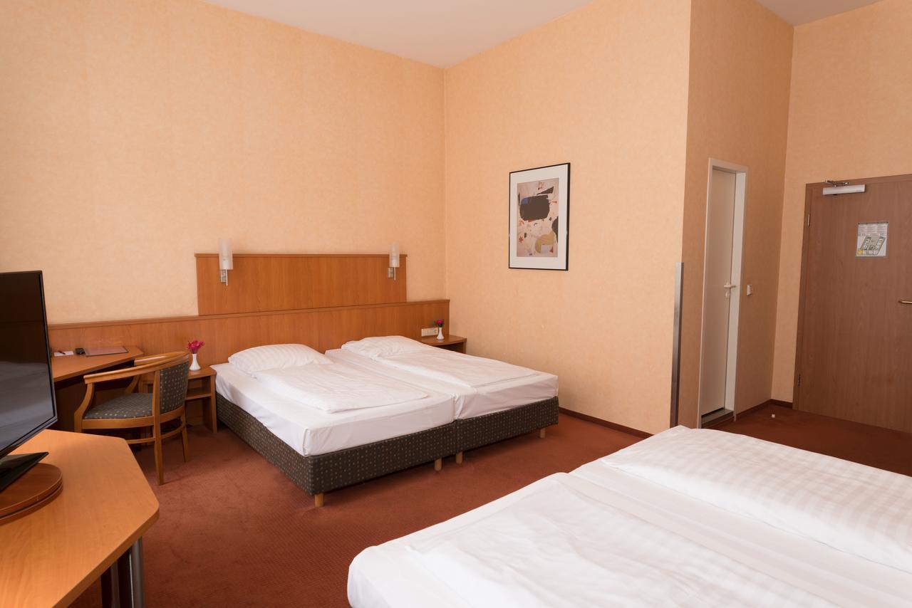 Hotel Rewari 3*