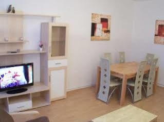 Hotel Cab City 3*