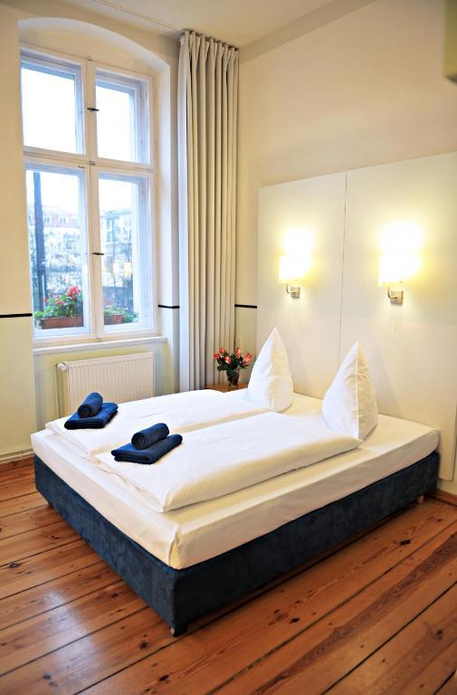 Alex Hotel 2*