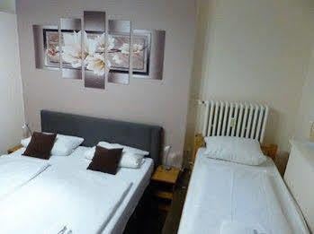 Elegia Am Kurfuerstendamm Hotel 2*