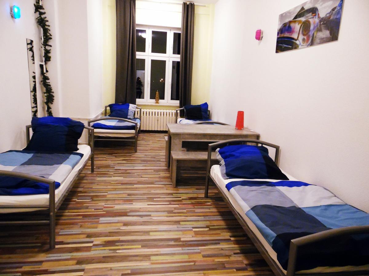 199 Hostel *
