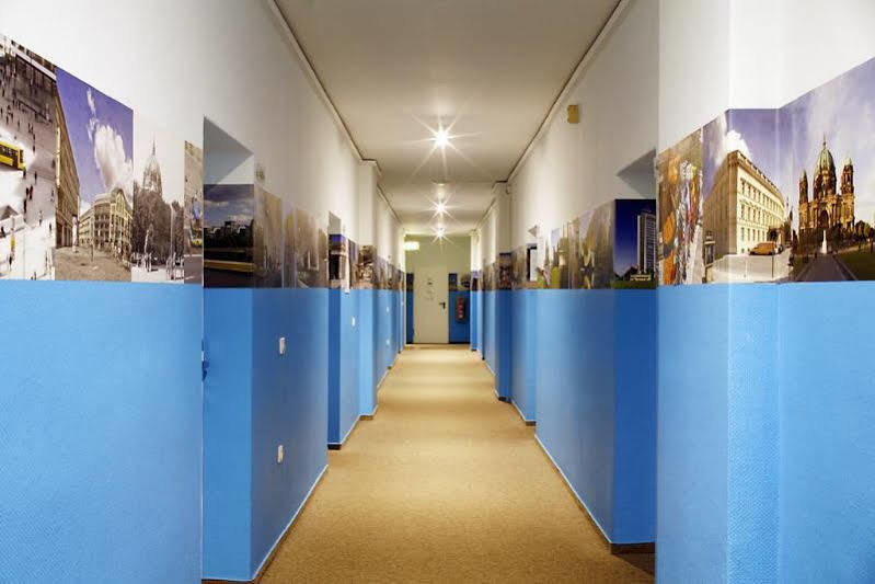 Hotel Meininger Hallesches Ufer 3*