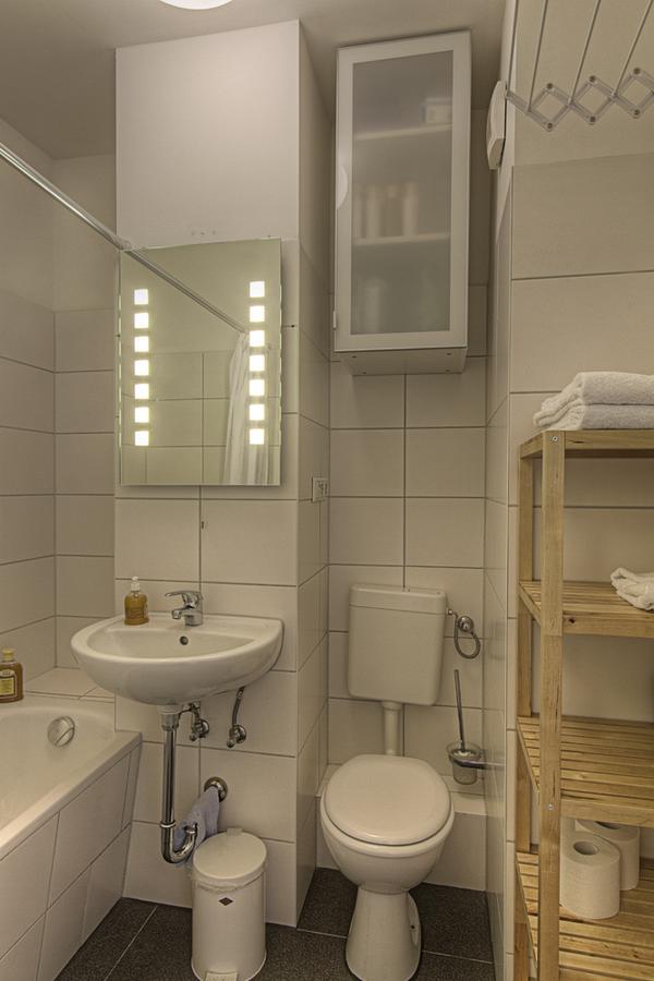 Apartment Rheinsbergerstr. 78 Nr. 2