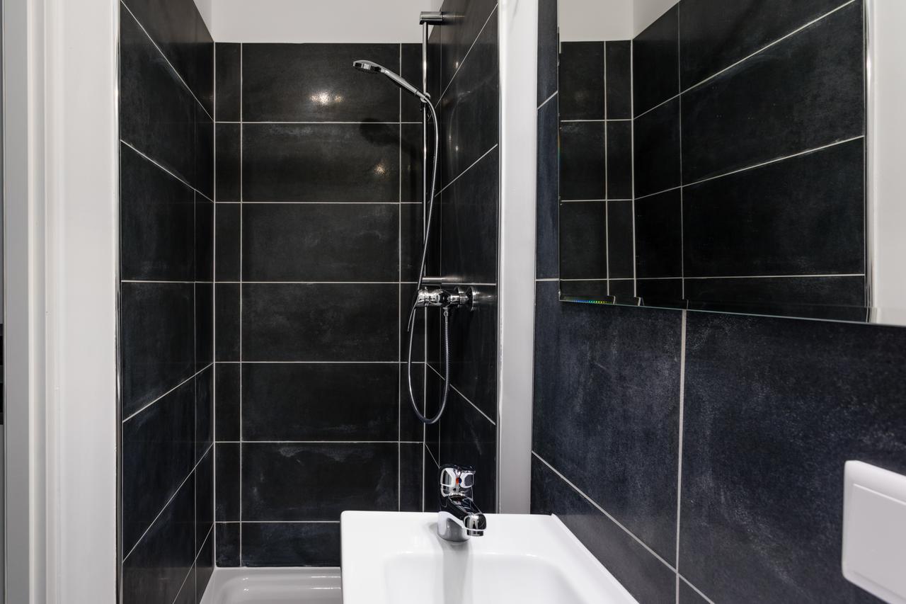 The Goethe Loft, 2 Bedroom Up To 5 People Lejlighed Berlin