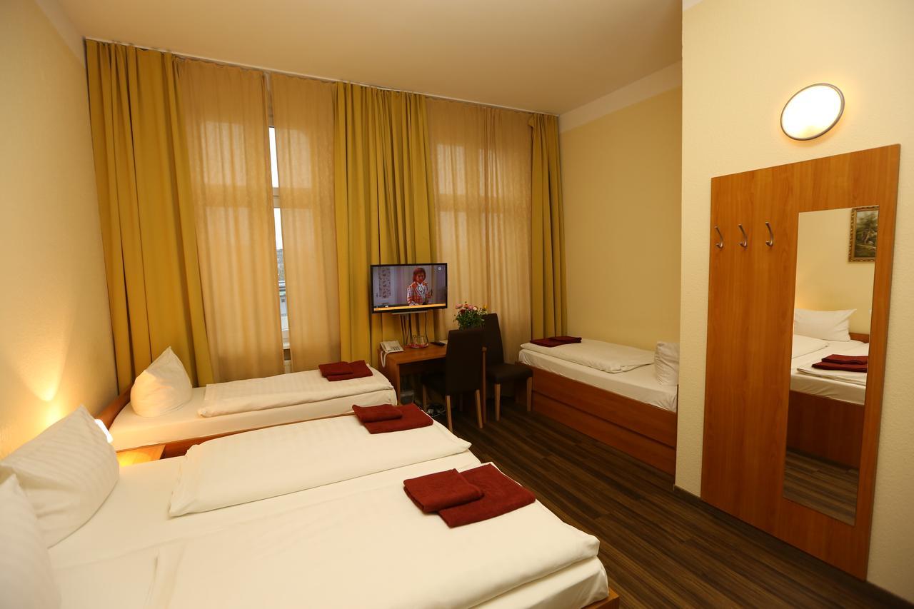 Ai Koenigshof 3* Berlin