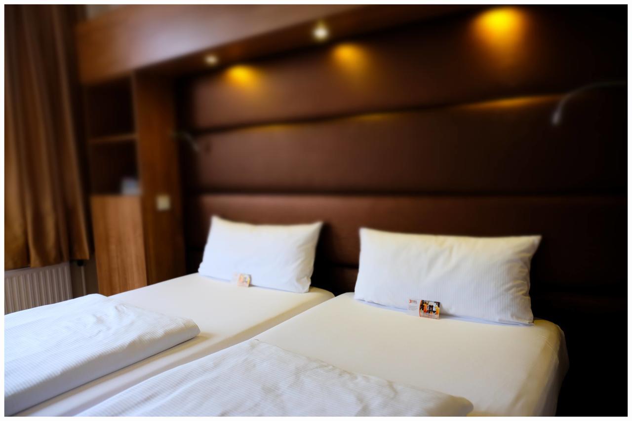 Motel Plus Berlin Hotel