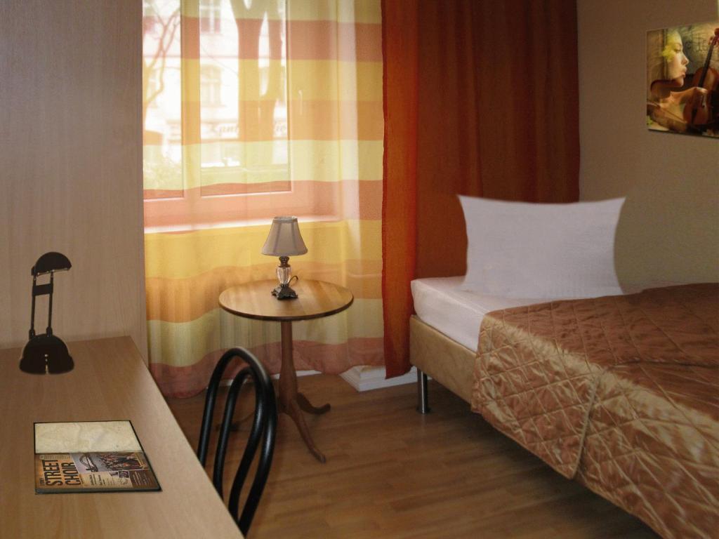 Gasthof Hotel-pension Am Savignyplatz 2*