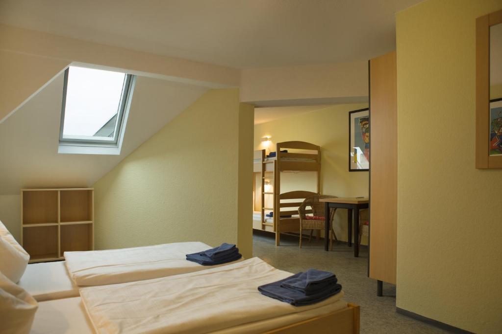 Acama & Schoeneberg Hotel 2*
