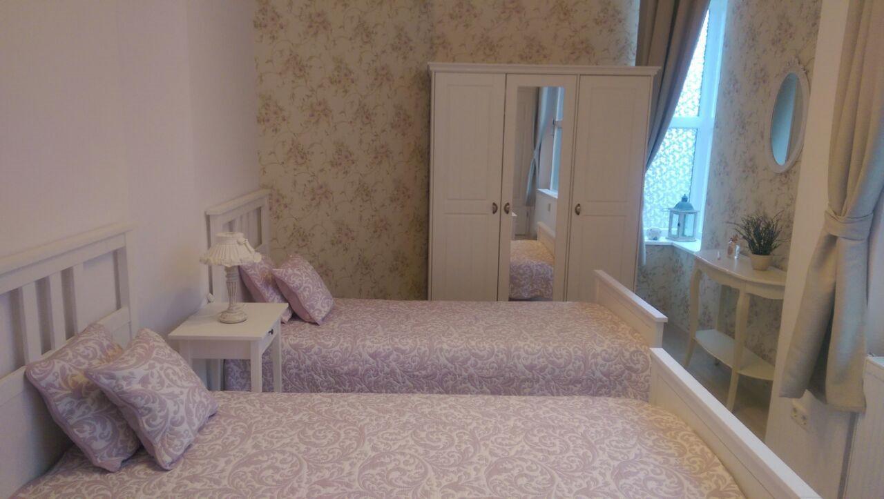 Romantic Style Mitte Apartment